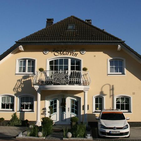 Hotel Haus Marvin Dottingen  Exterior foto